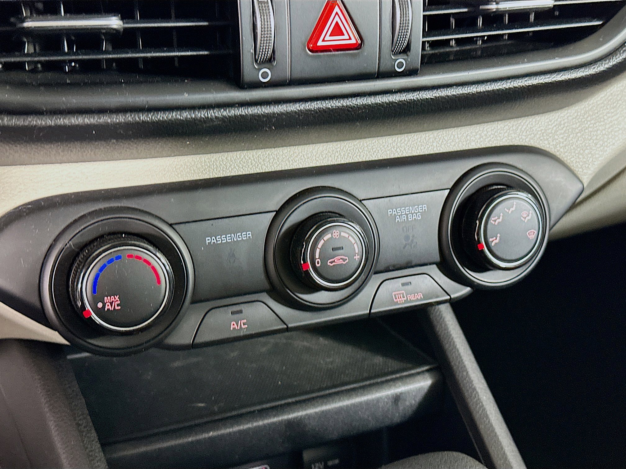 Used 2022 Kia Forte LXS image 22