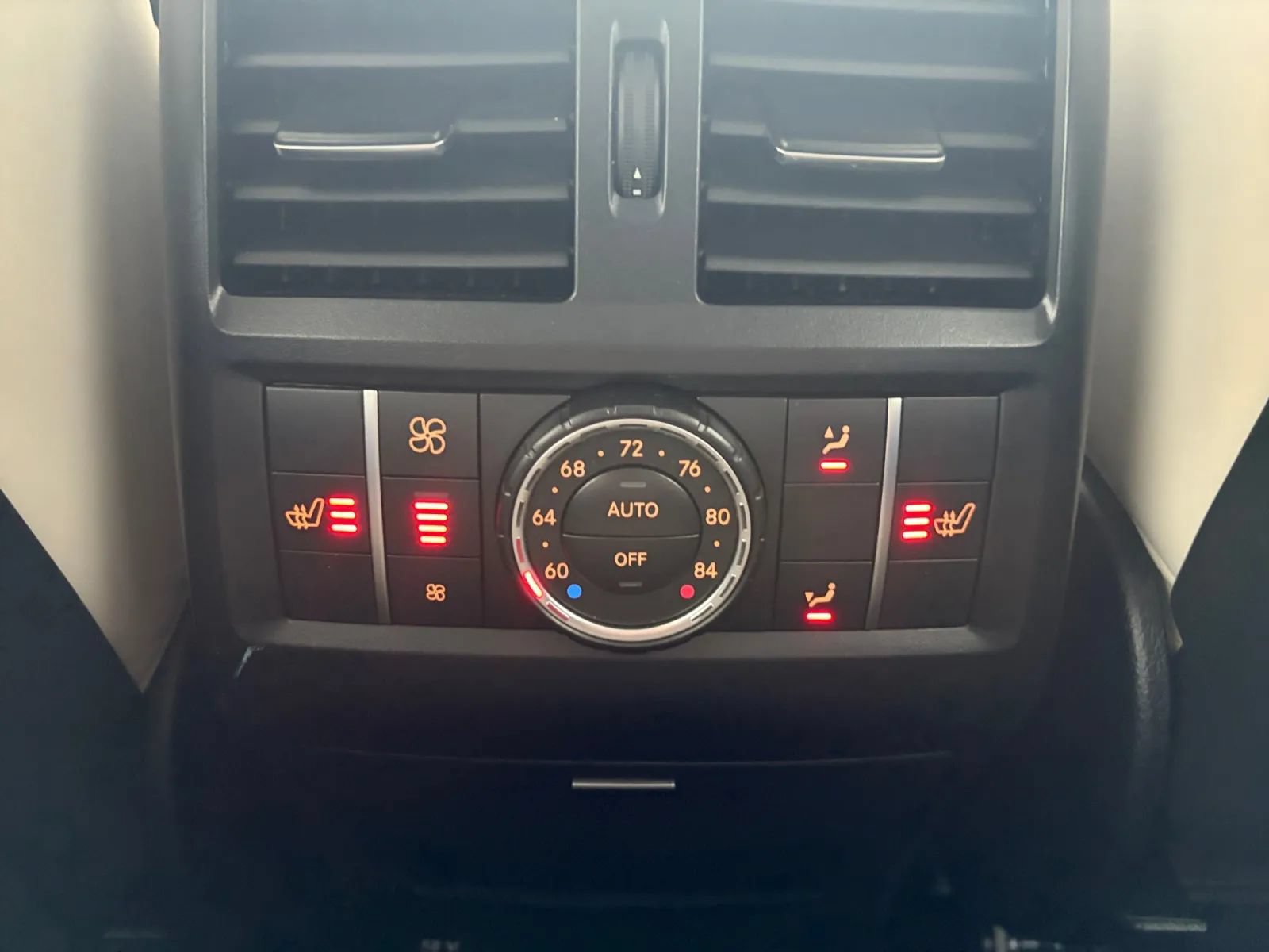 Used 2014 Mercedes-Benz GL 63 AMG 4MATIC image 44