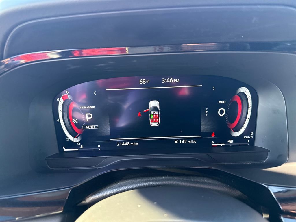 Used 2024 Nissan Pathfinder Platinum w/ Cargo Package image 18