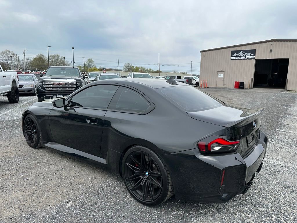 Used 2024 BMW M2 w/ Lighting Package image 8