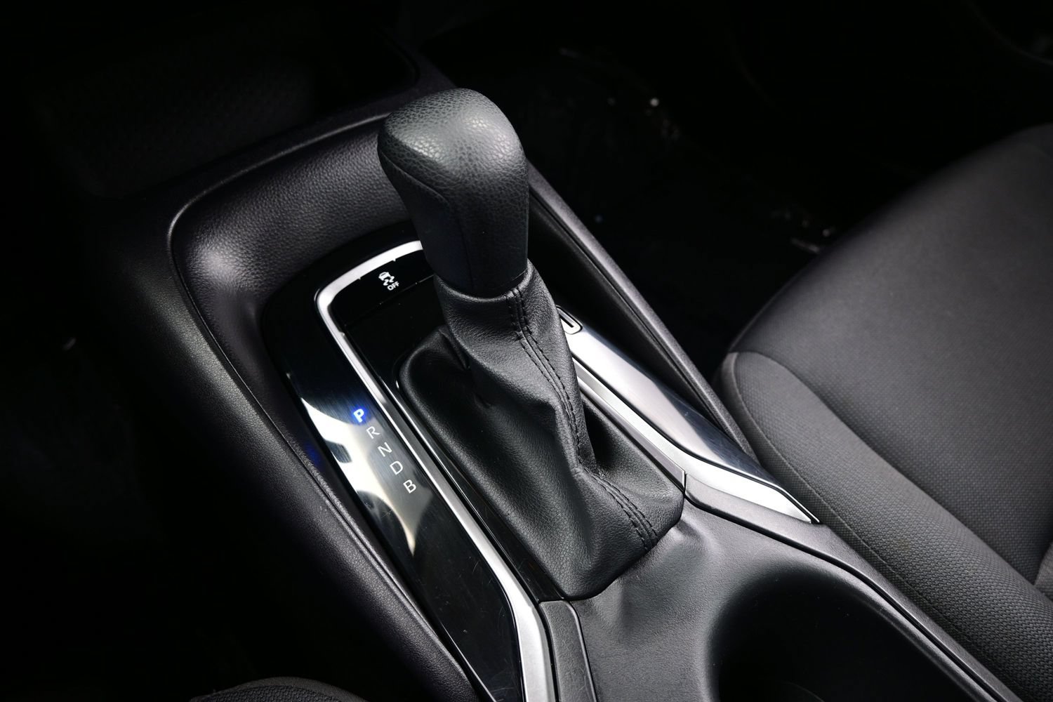 Used 2025 Toyota Corolla LE FWD image 20