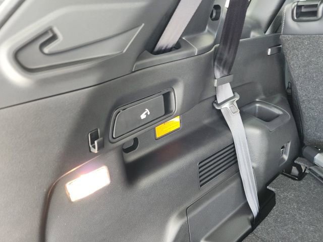 Used 2023 Mitsubishi Outlander SE AWD/4WD image 10