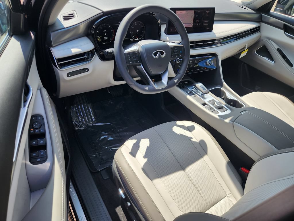 New 2027 INFINITI QX60 Luxe w/ Family Package AWD/4WD image 16
