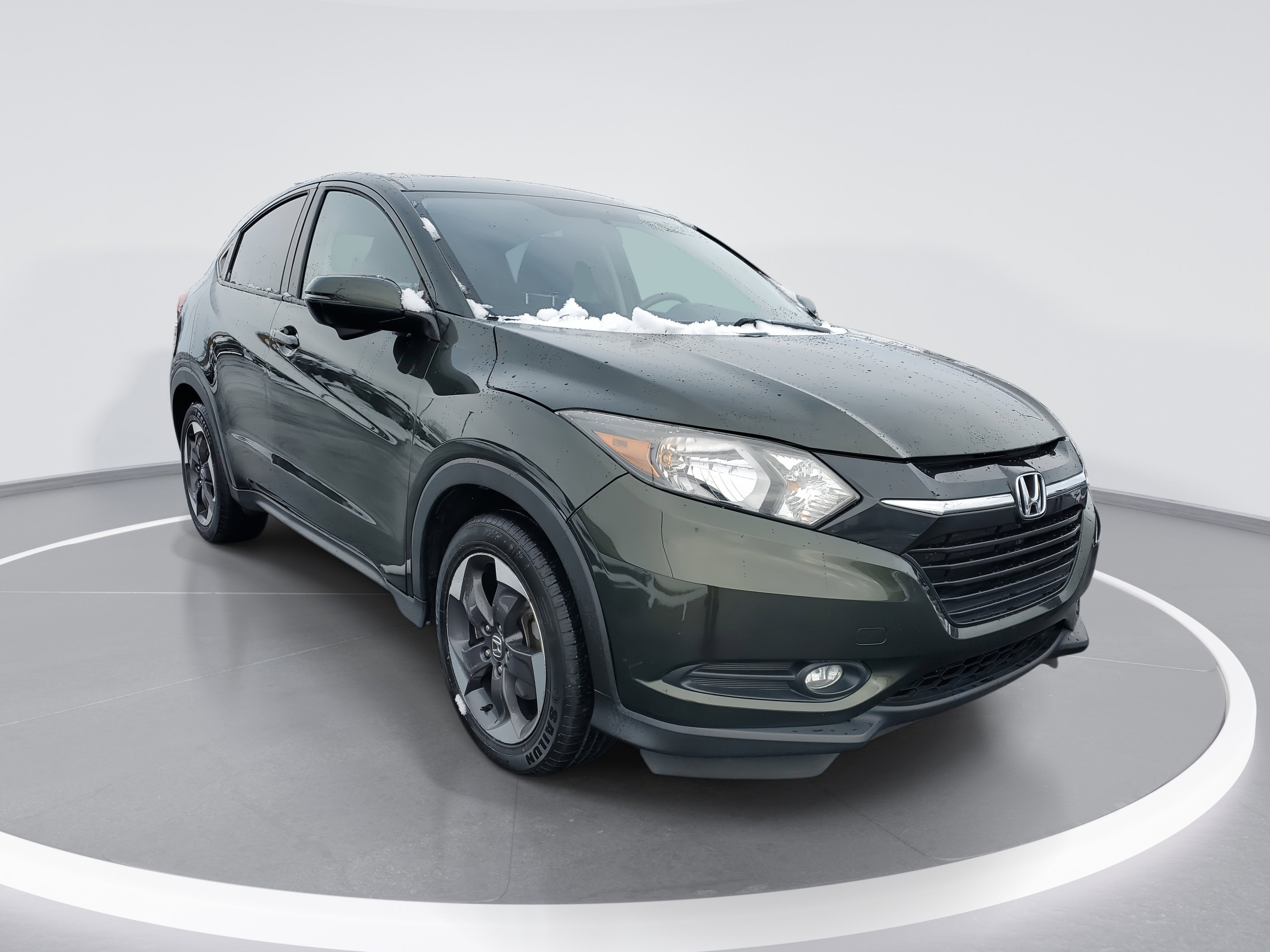 Used 2018 Honda HR-V EX image 4