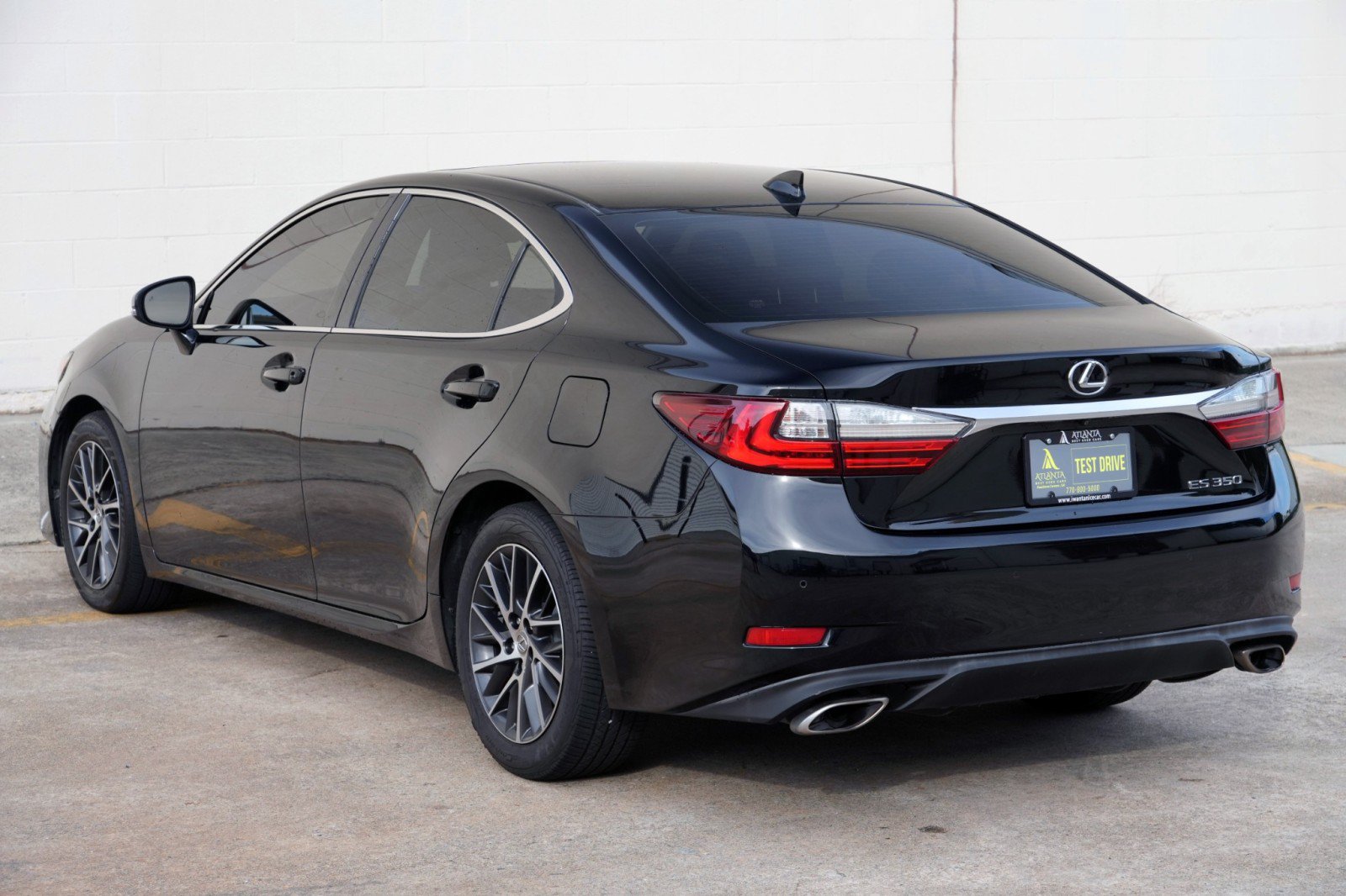 Used 2016 Lexus ES 350 w/ Luxury Package w/Wood Trim FWD image 47
