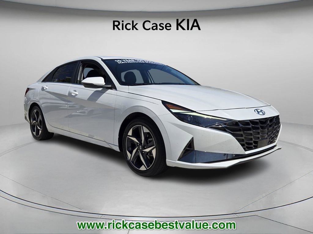 Used 2023 Hyundai Elantra Limited image 9
