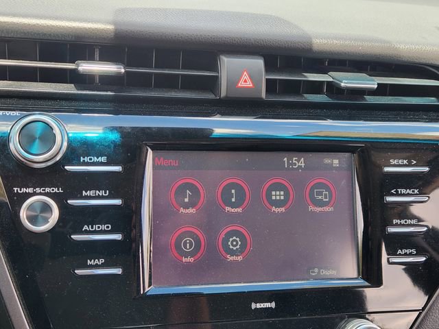 Used 2020 Toyota Camry SE image 12