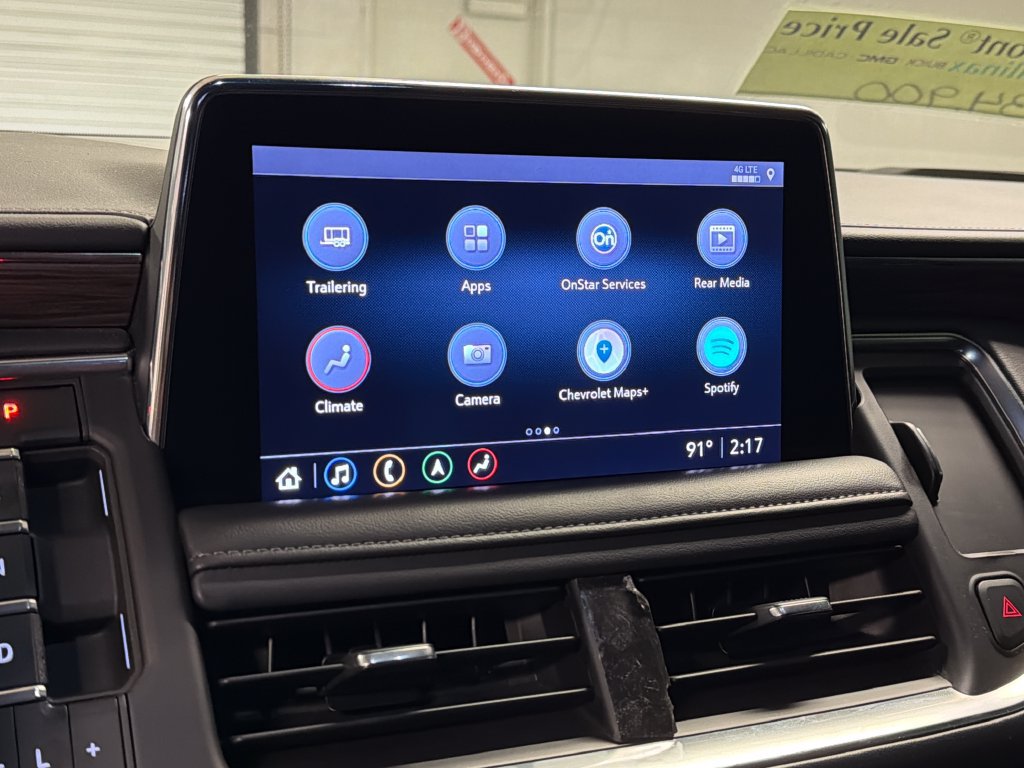 Used 2021 Chevrolet Suburban LT w/ Rear Media and Nav Package RWD image 39