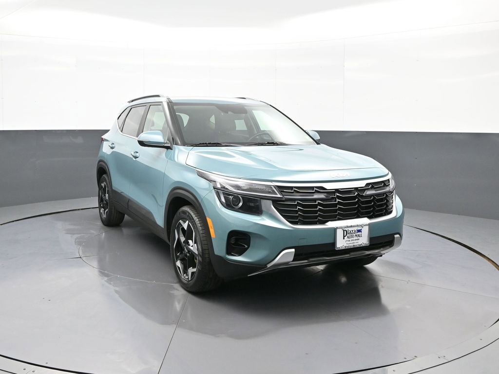 Certified 2024 Kia Seltos EX AWD/4WD image 3