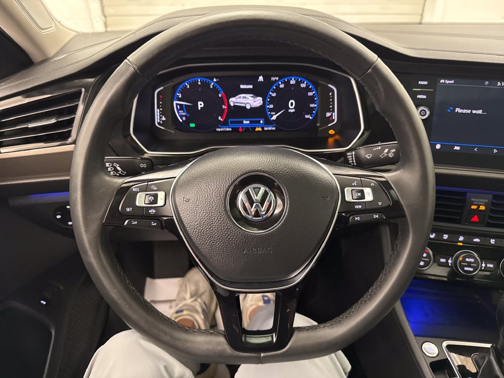 Used 2020 Volkswagen Jetta SEL Premium FWD image 13