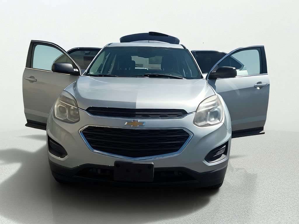 Used 2017 Chevrolet Equinox LS FWD image 10