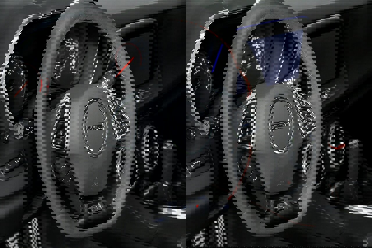 Used 2019 Chevrolet Camaro ZL1 image 26