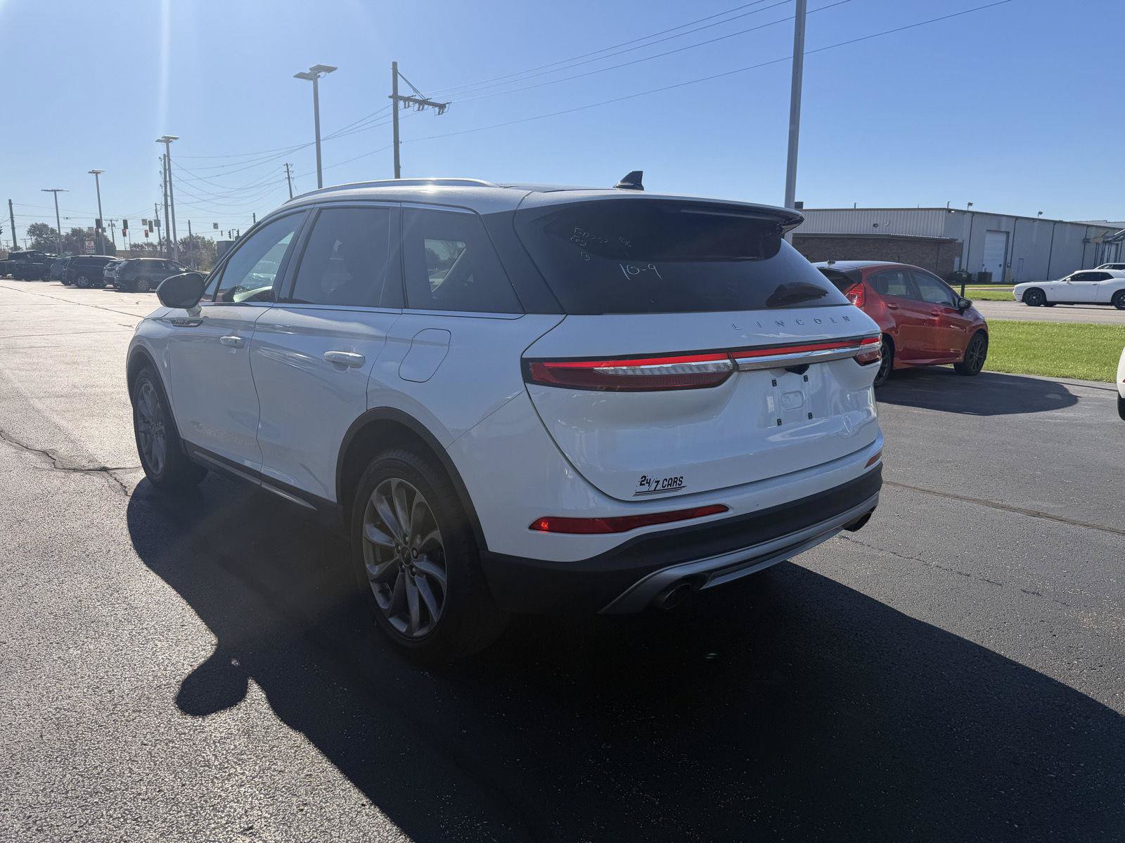 Used 2020 Lincoln Corsair FWD w/ Premium Package image 3
