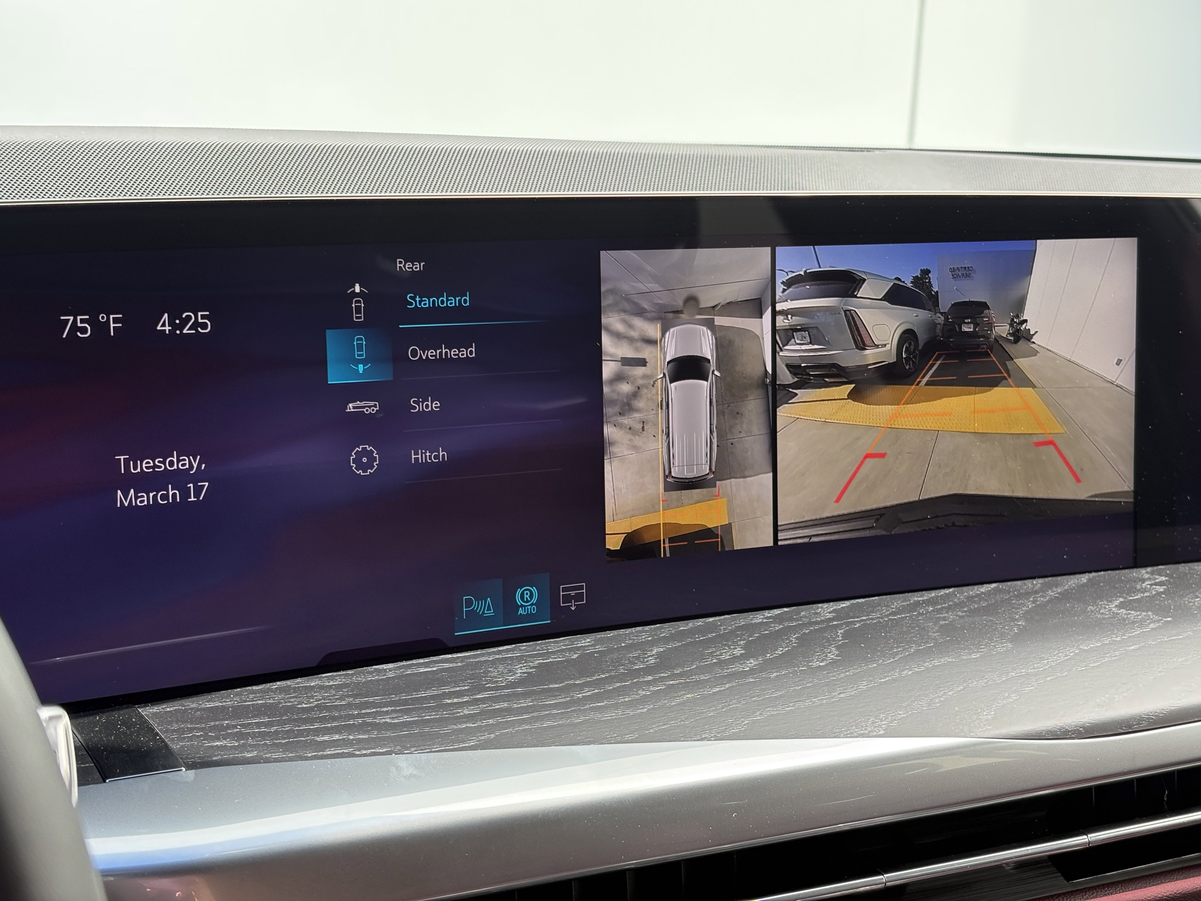 New 2026 Cadillac Escalade Luxury image 25