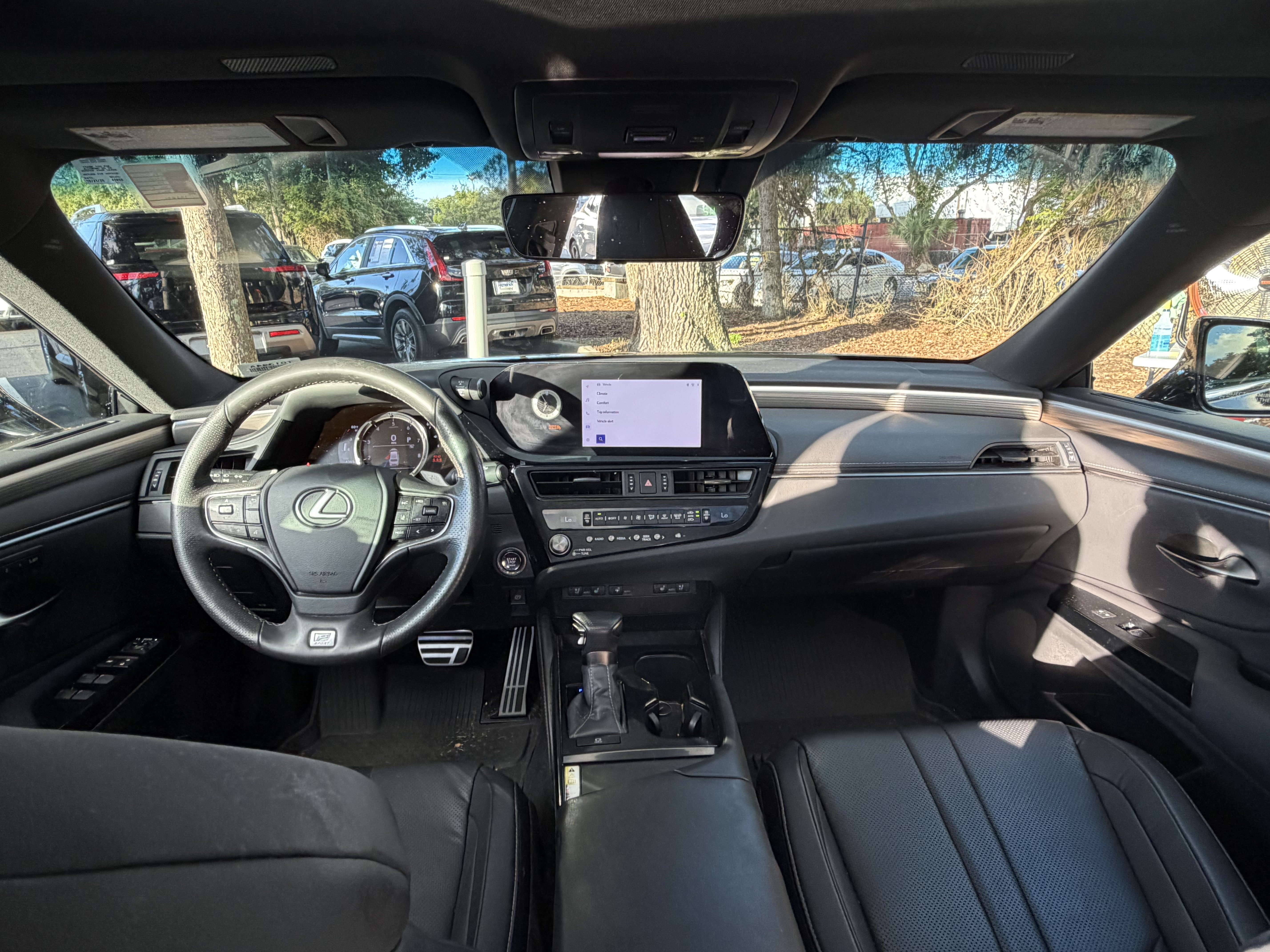 Certified 2023 Lexus ES 350 F Sport w/ Accessory Package (Z2) FWD image 32