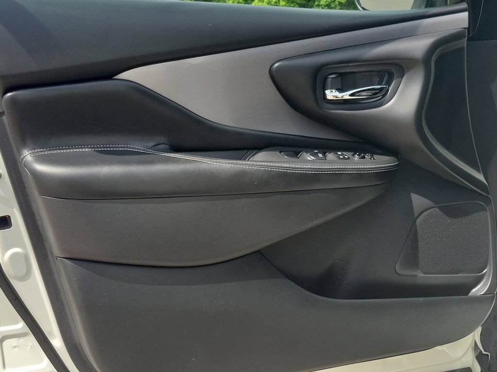 Used 2020 Nissan Murano S w/ Technology Package AWD/4WD image 8