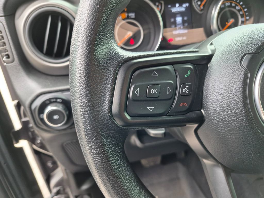 Used 2022 Jeep Wrangler Sport AWD/4WD image 15
