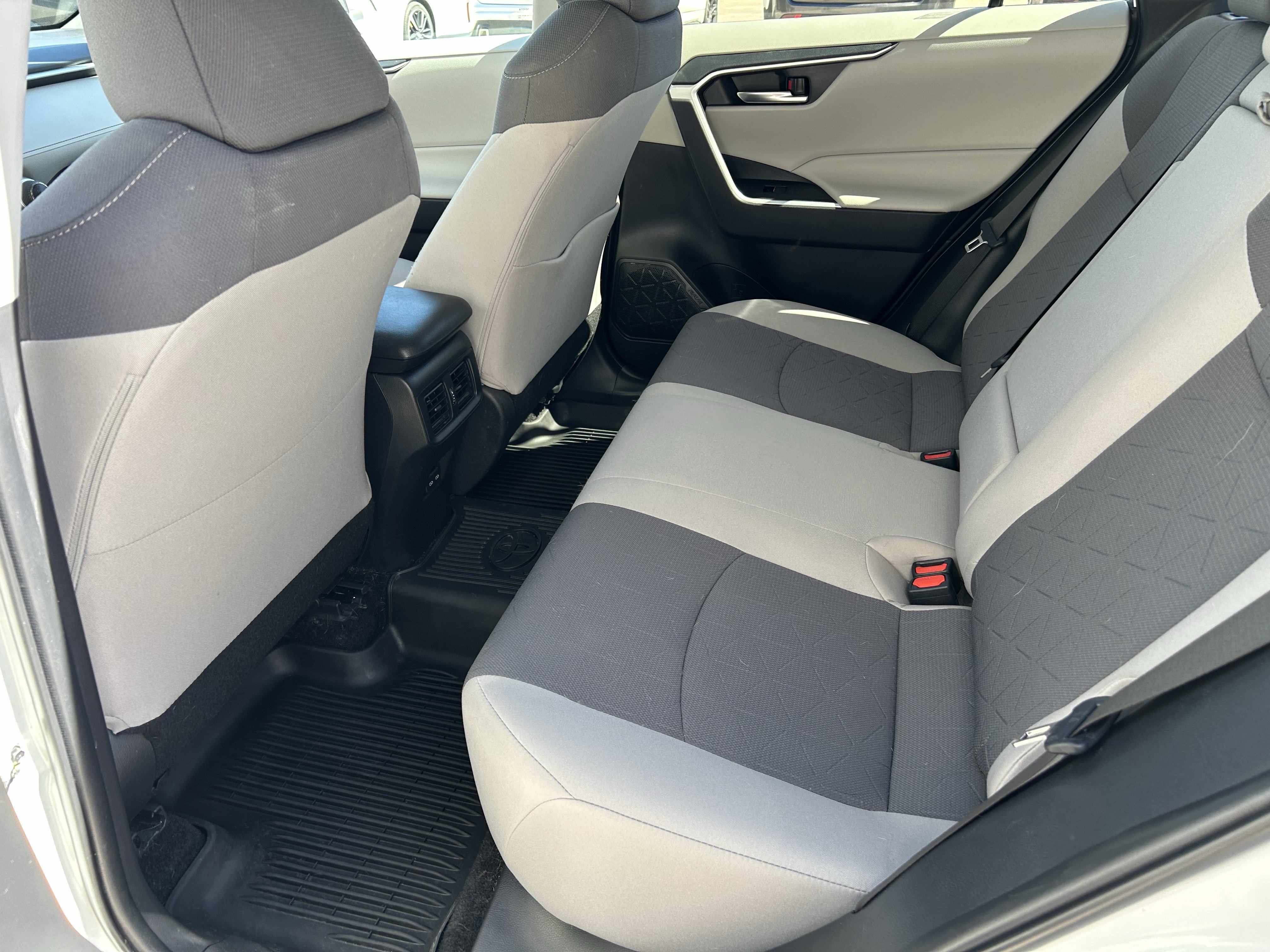 Certified 2024 Toyota RAV4 XLE w/ Convenience Package image 21