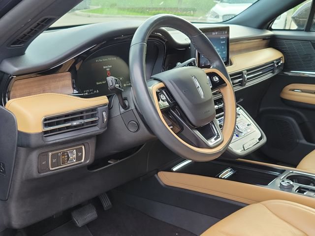 Certified 2022 Lincoln Corsair Reserve w/ Elements Package FWD image 10