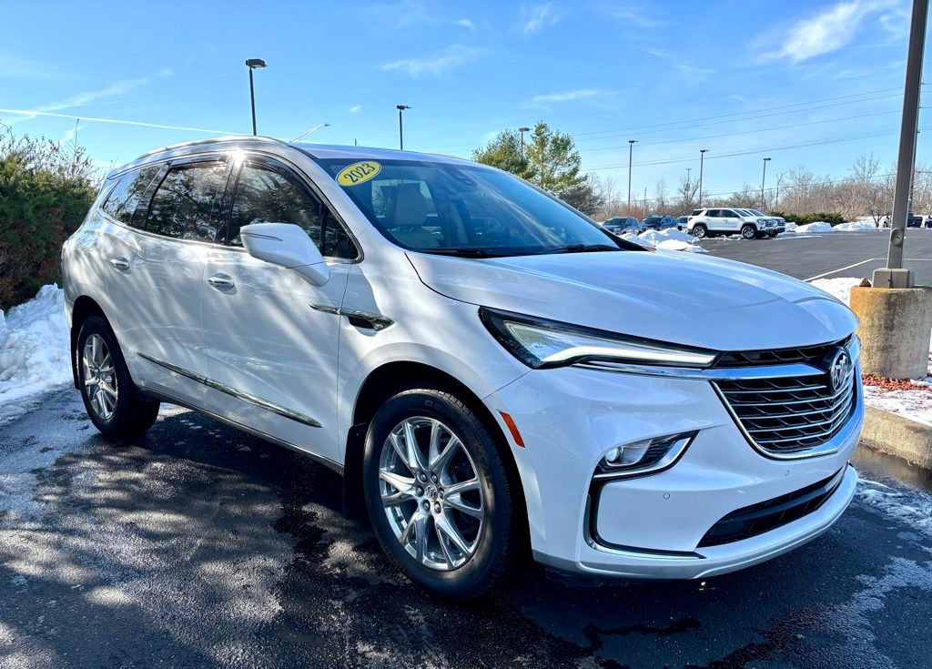 Used 2023 Buick Enclave Premium w/ Experience Buick Package image 8