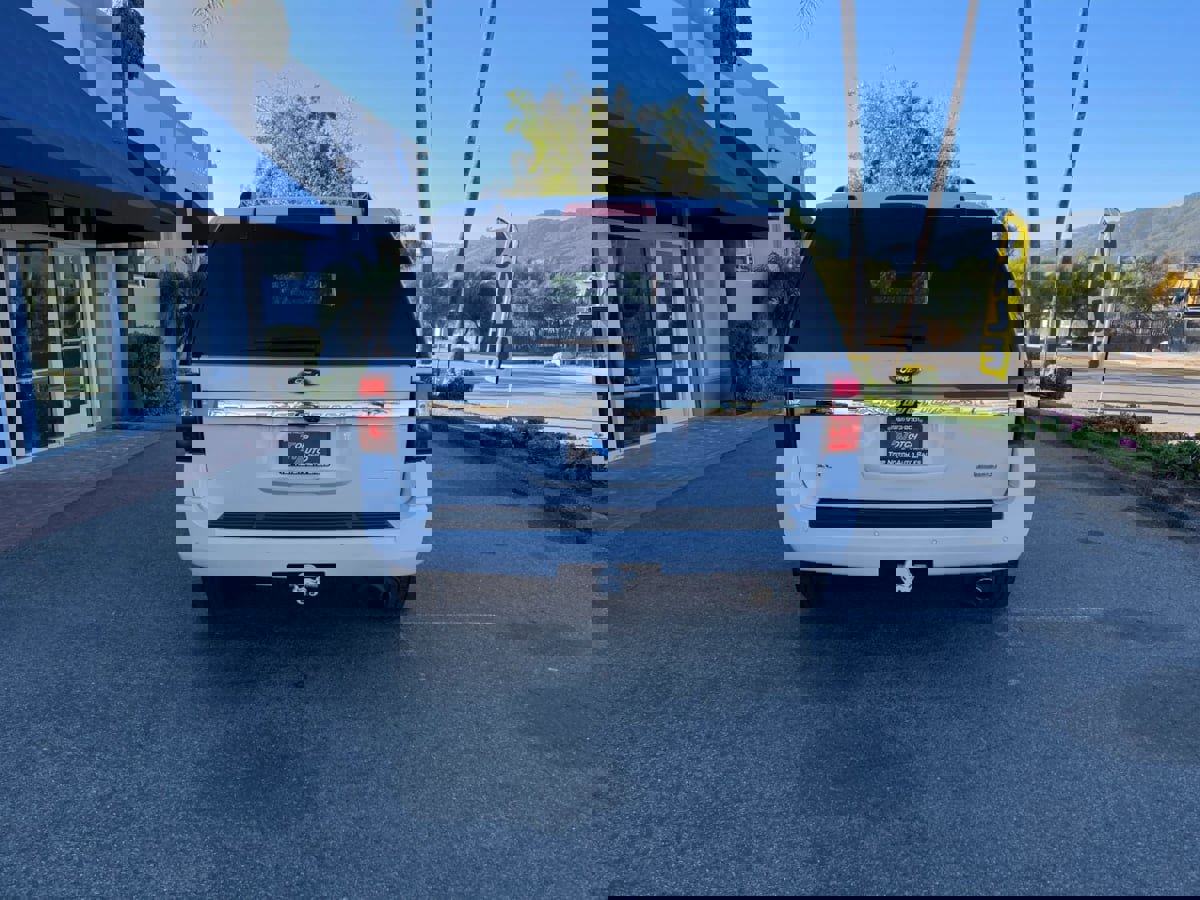 Used 2017 Ford Expedition XLT w/ Equipment Group 202A image 6