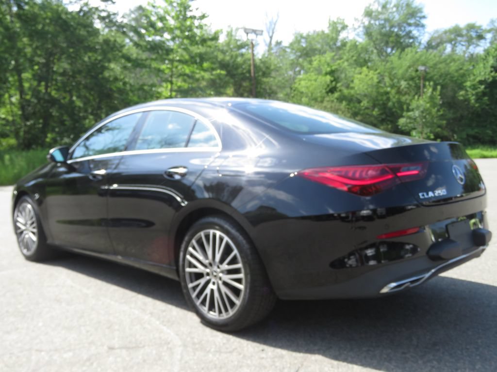 Used 2025 Mercedes-Benz CLA 250 4MATIC image 7