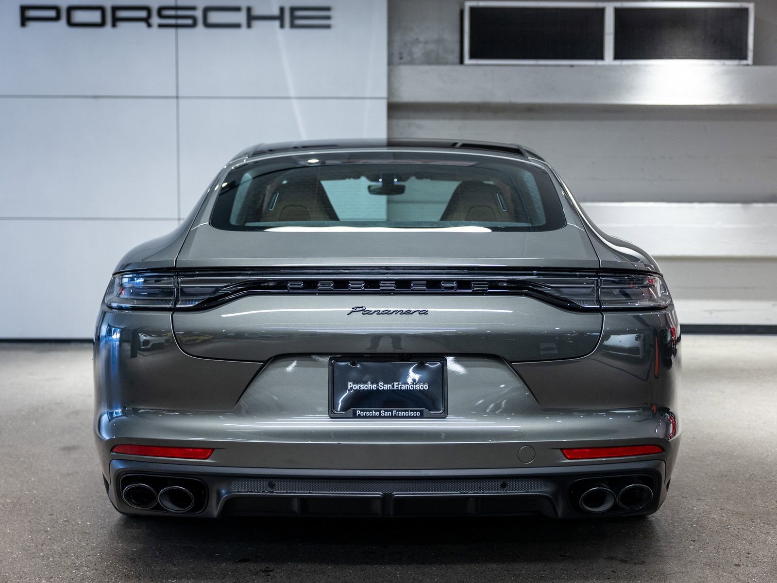 Certified 2023 Porsche Panamera Platinum Edition image 20