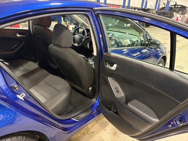 Used 2017 Kia Forte LX image 20