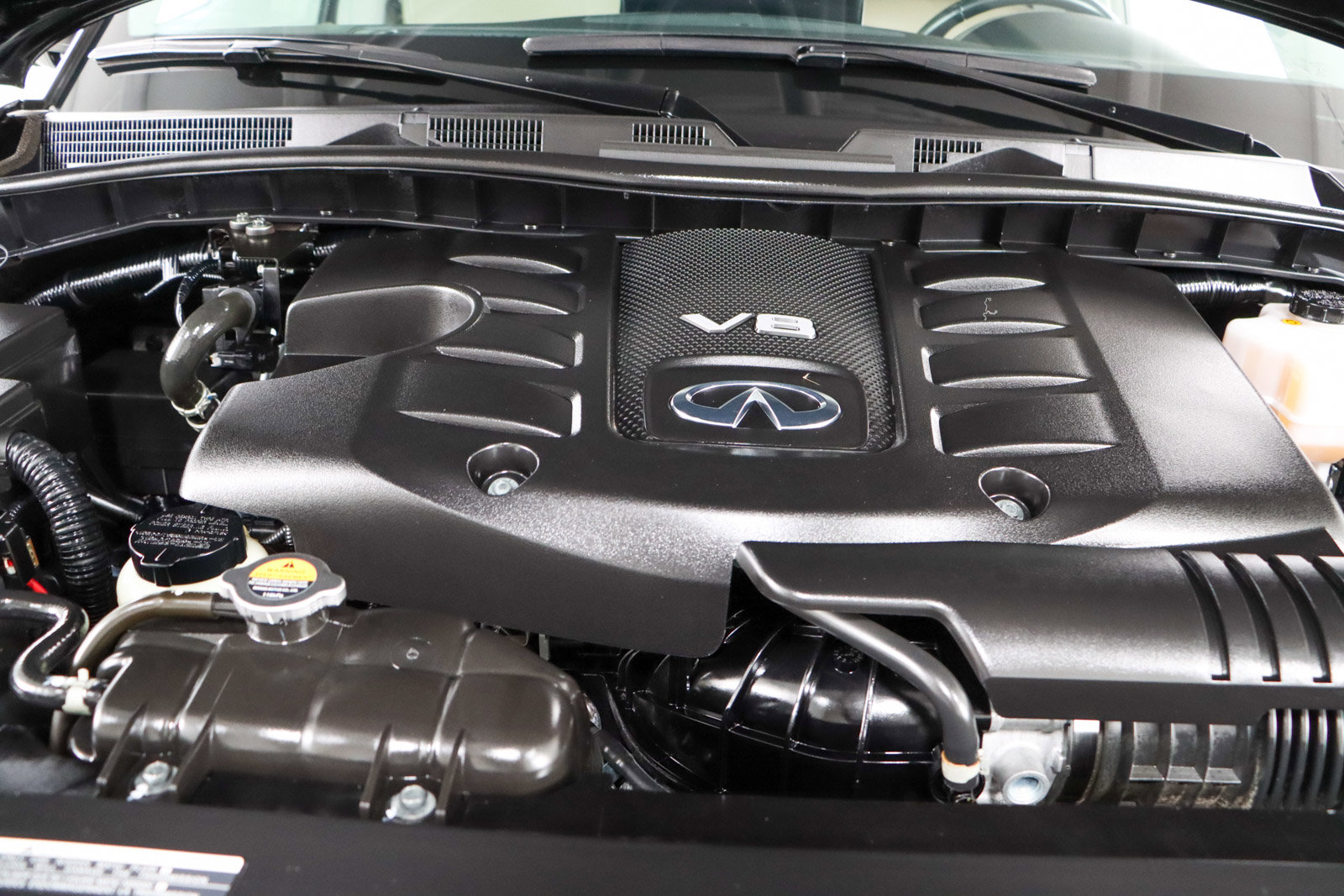 Used 2023 INFINITI QX80 Premium Select w/ Cargo Package image 35