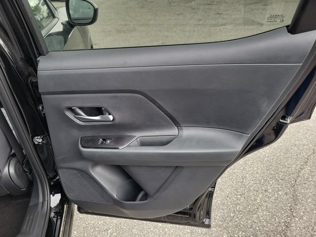 New 2026 Nissan Kicks SV w/ SV Premium Package FWD image 29