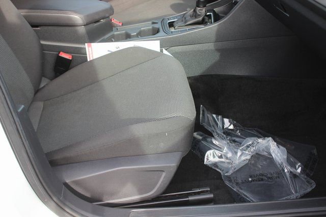 Used 2019 Volkswagen Jetta S w/ Driver Assistance Package image 28