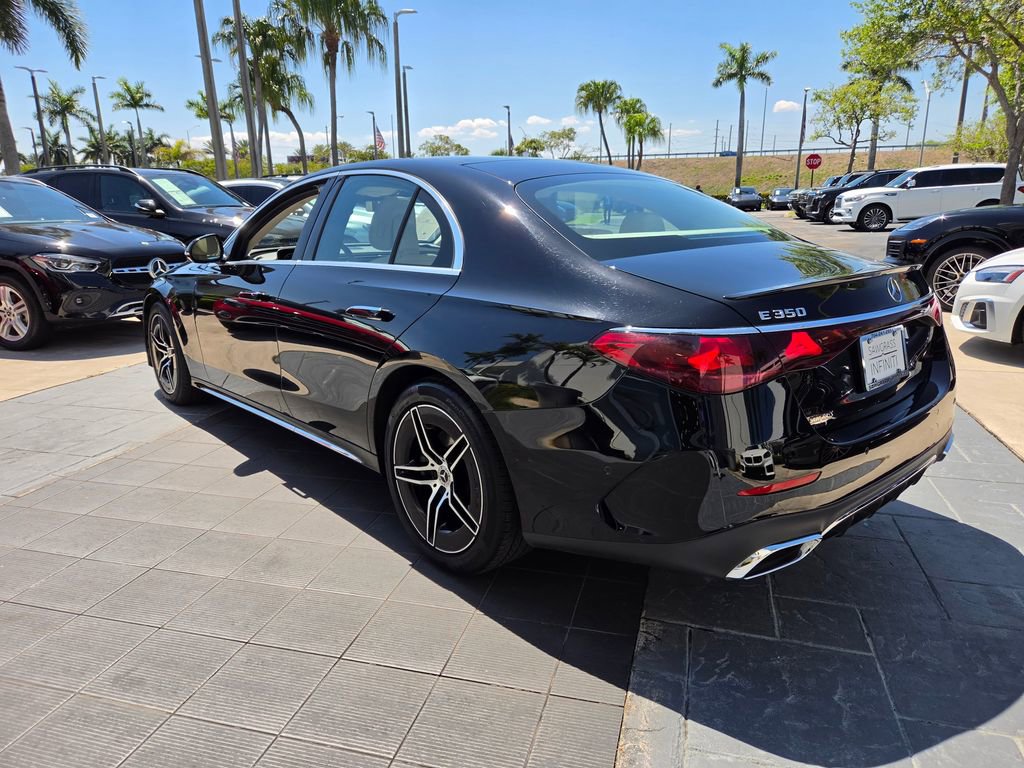 Used 2025 Mercedes-Benz E 350 Sedan image 9