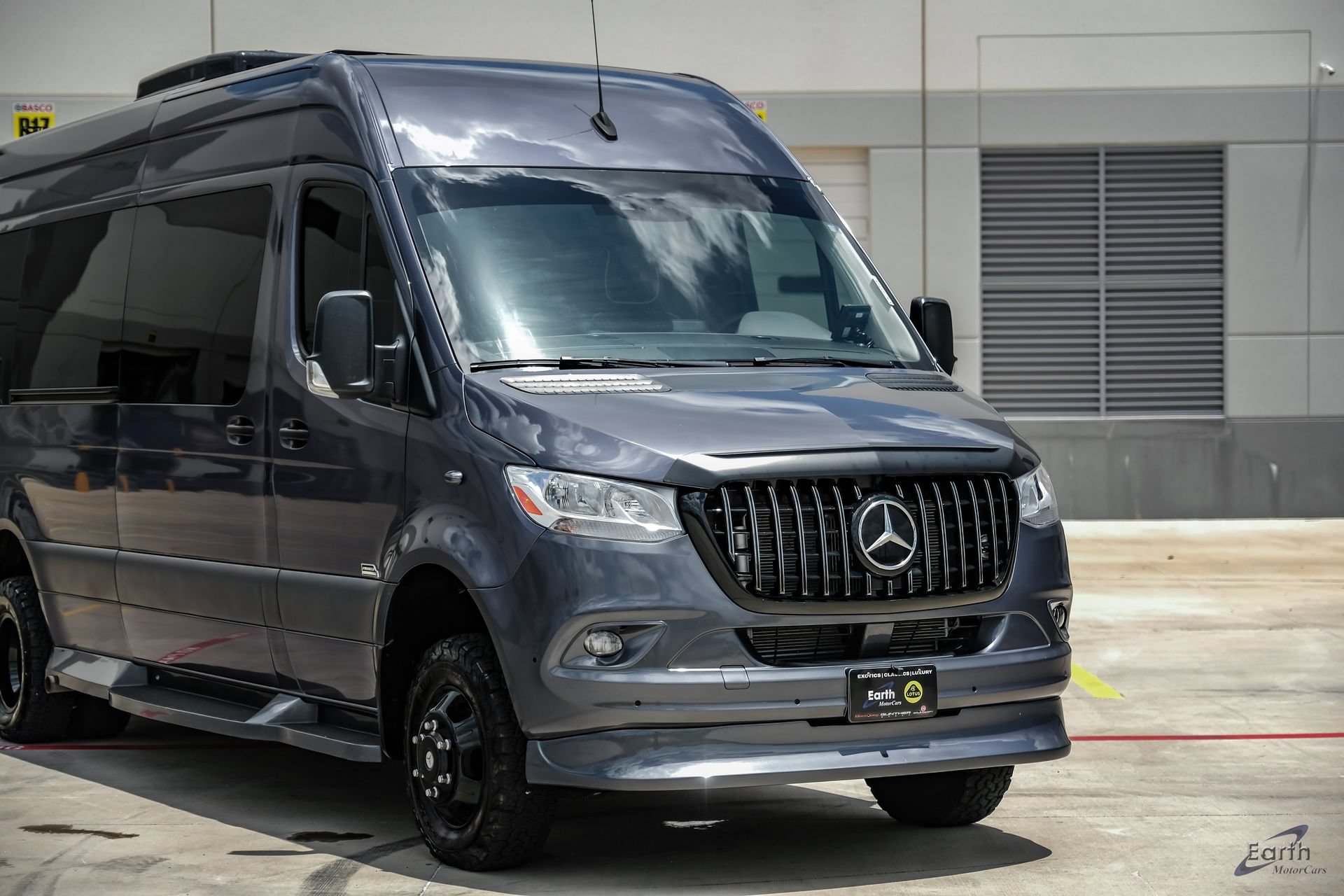 Used 2021 Mercedes-Benz Sprinter 3500 w/ Comfort Plus Package image 24