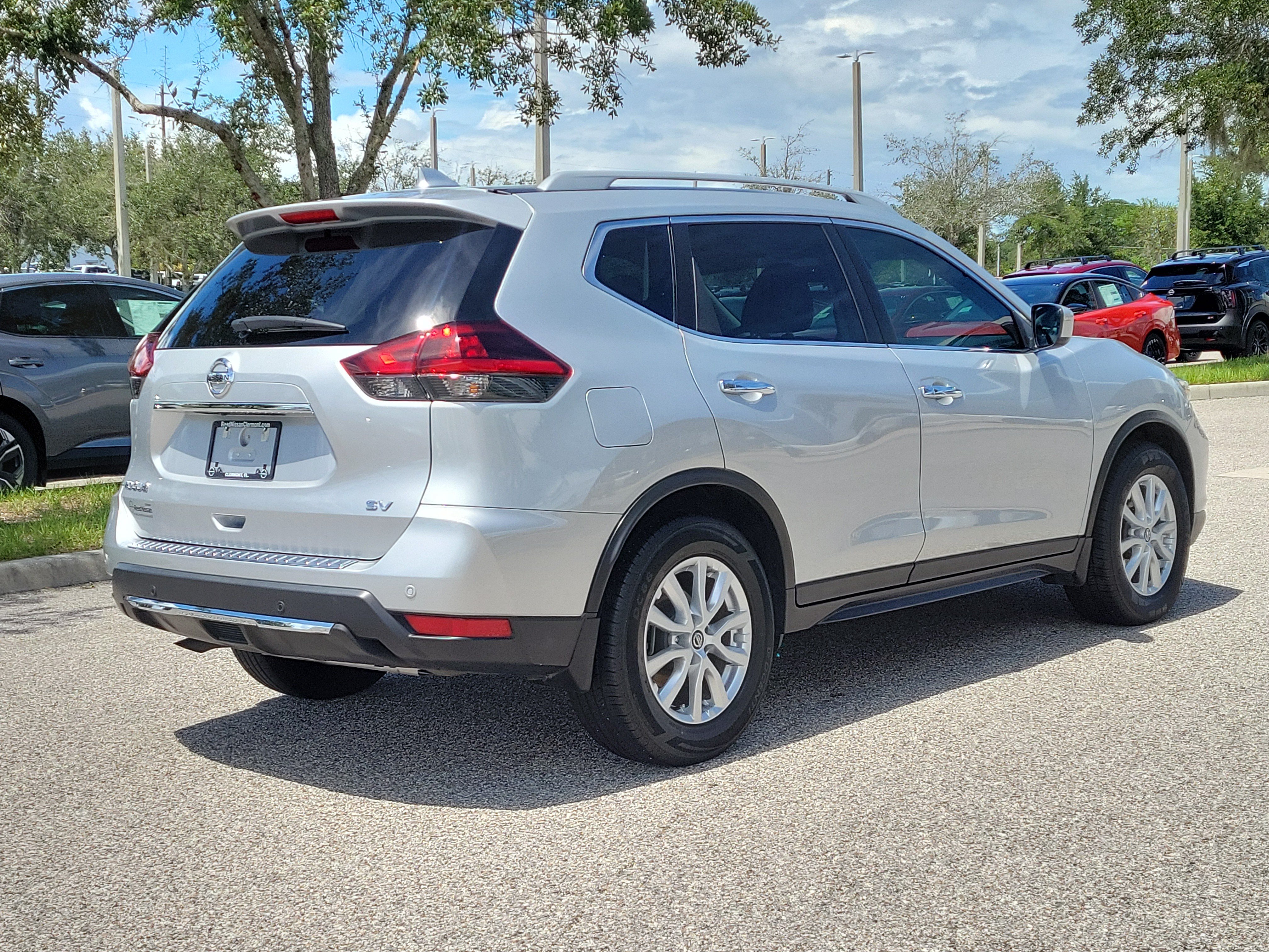 Certified 2020 Nissan Rogue SV FWD image 5