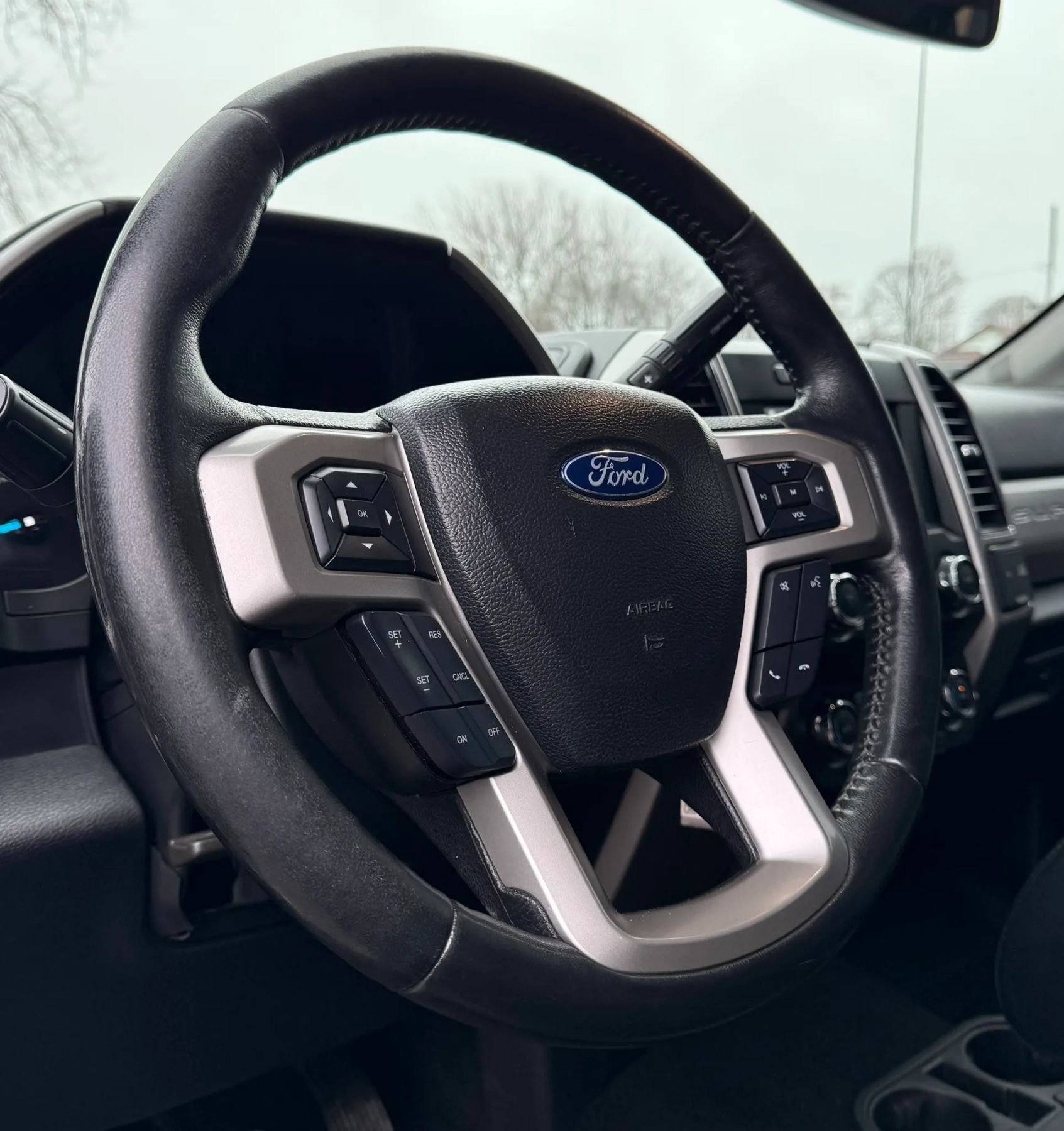 Used 2019 Ford F250 Lariat image 13