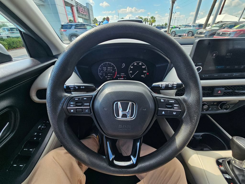 Used 2023 Honda HR-V LX image 17