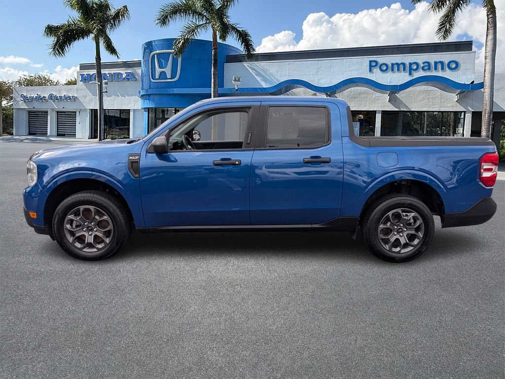 Used 2023 Ford Maverick XLT image 4