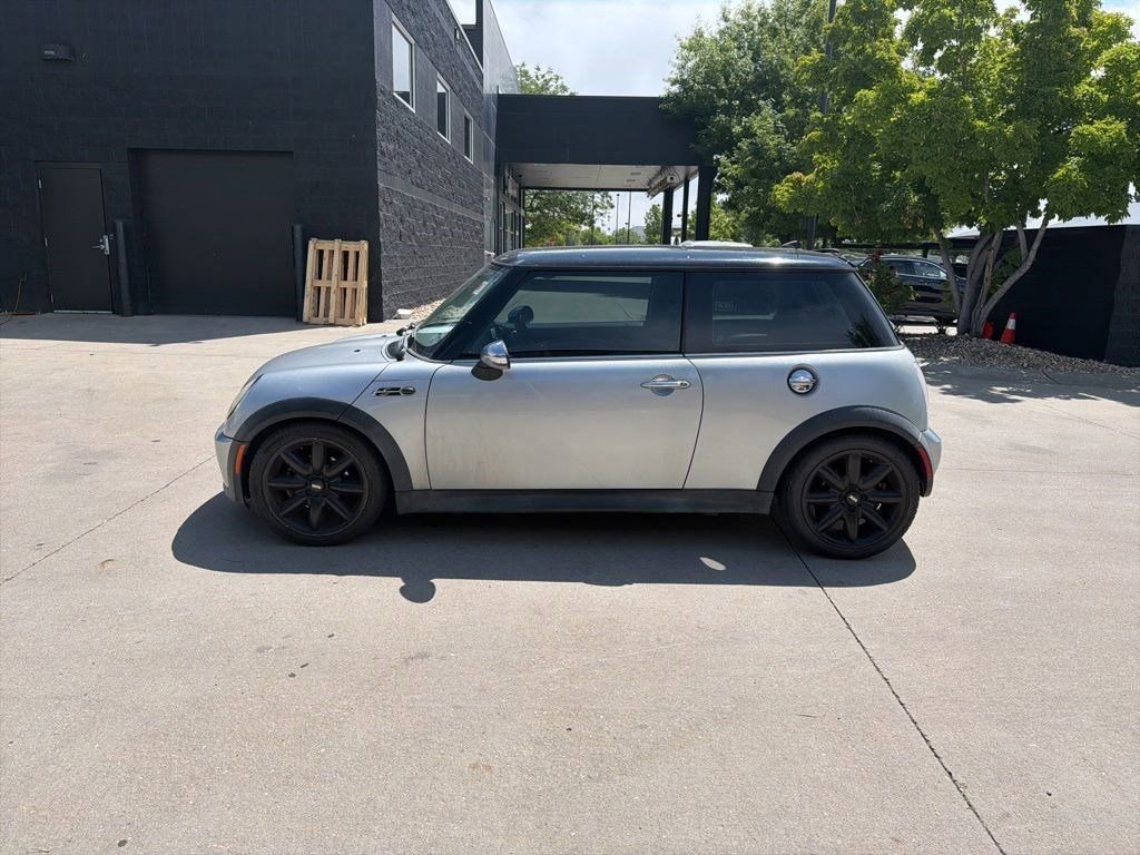 Used 2006 MINI Cooper S FWD image 2