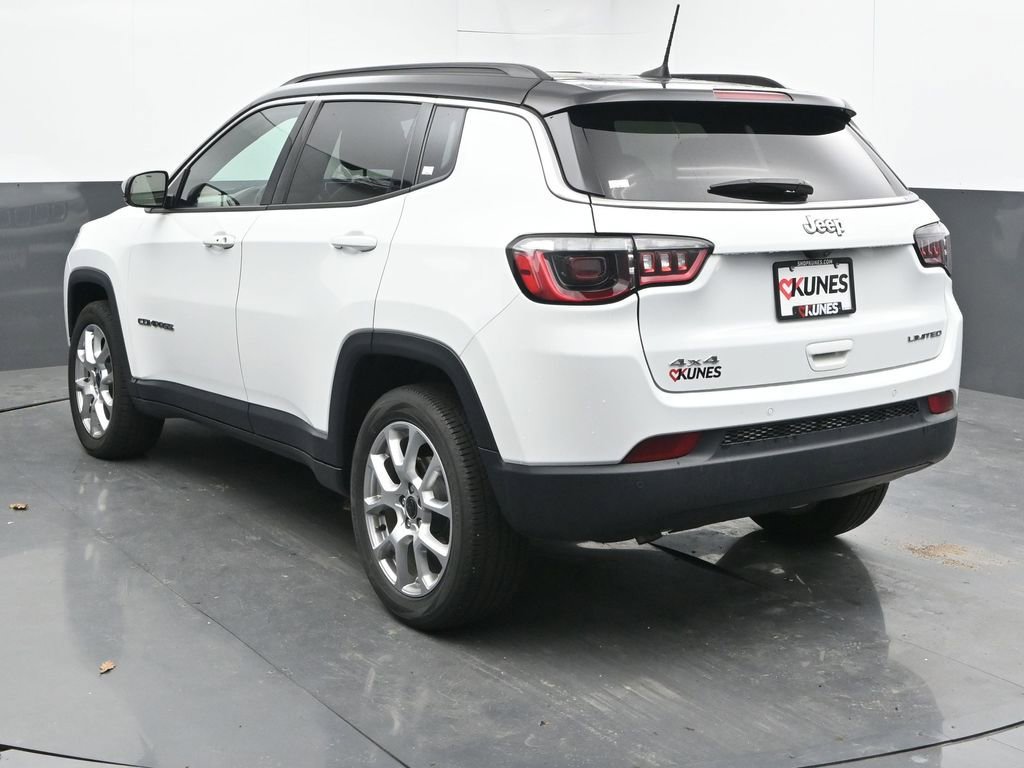 Used 2025 Jeep Compass Limited AWD/4WD image 9
