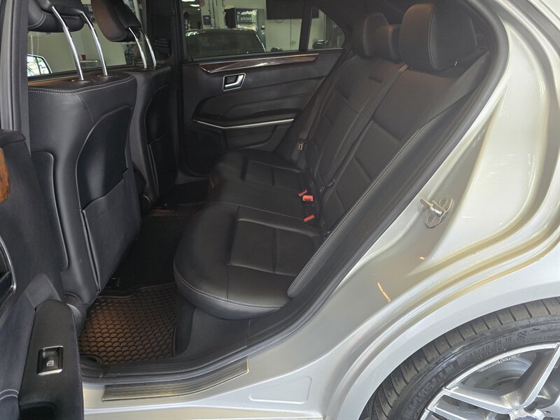 Used 2014 Mercedes-Benz E 350 4MATIC Sedan image 13