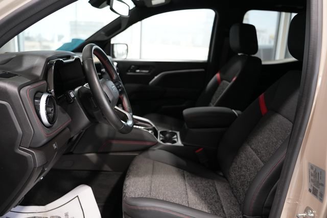 Used 2023 Chevrolet Colorado Z71 w/ Z71 Convenience Package 2 image 13