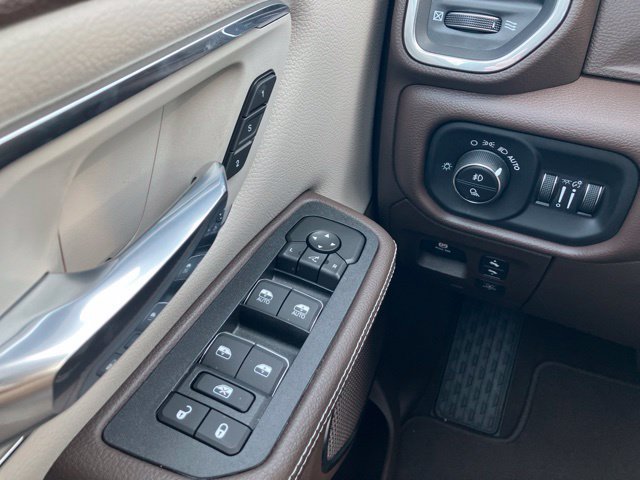 New 2026 RAM 1500 Laramie w/ Laramie Preferred Package AWD/4WD image 16