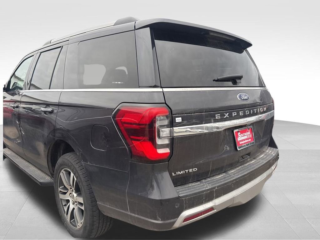 Used 2024 Ford Expedition Limited image 9