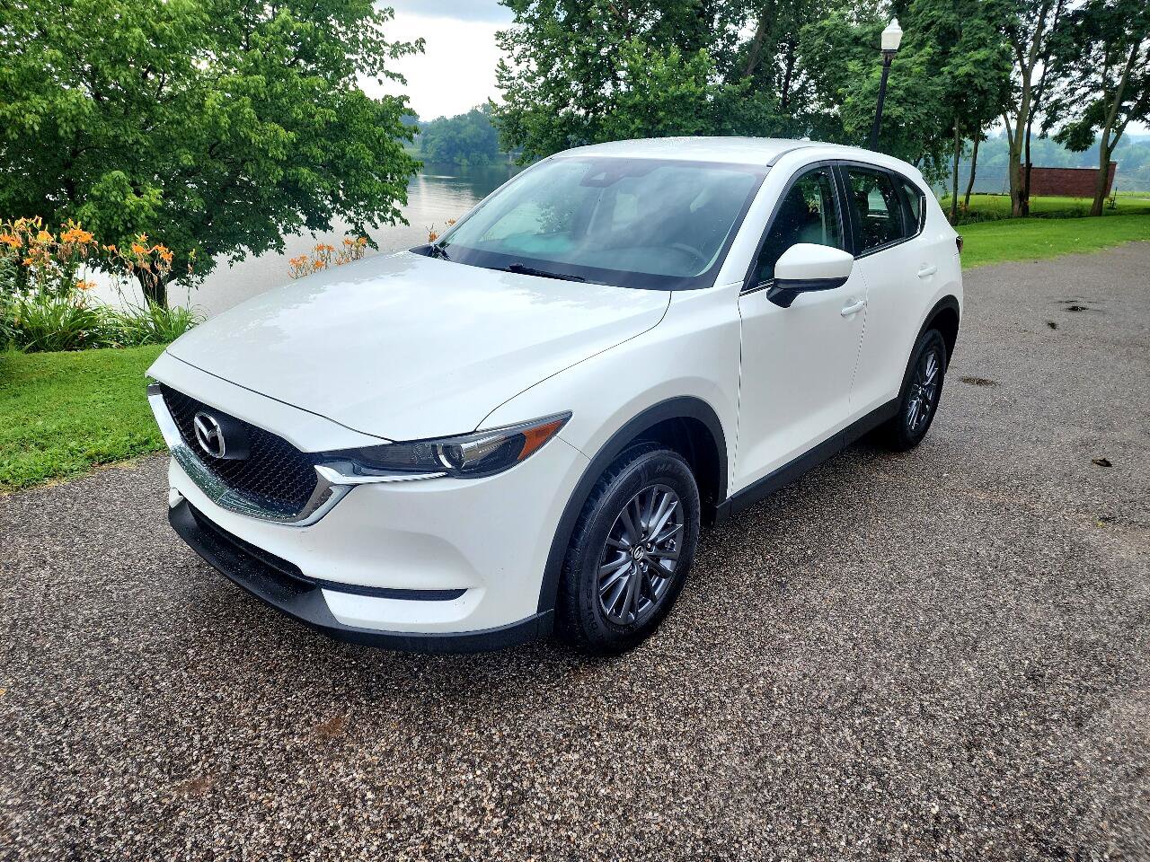 Used 2019 MAZDA CX-5 Sport image 1