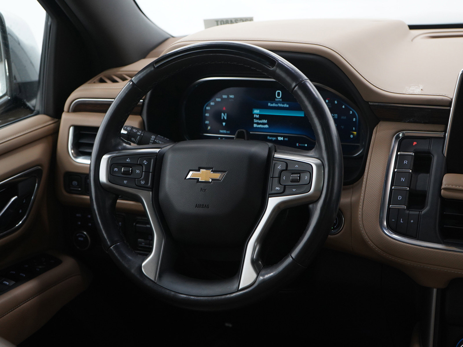 Used 2023 Chevrolet Suburban Premier w/ Advanced Technology Package AWD/4WD image 16