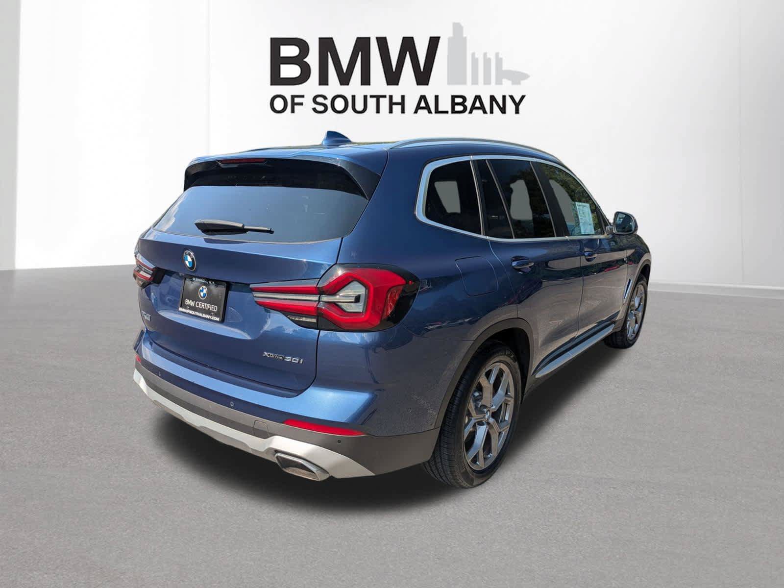 Used 2023 BMW X3 xDrive30i w/ Convenience Package w/ZPA AWD/4WD image 3
