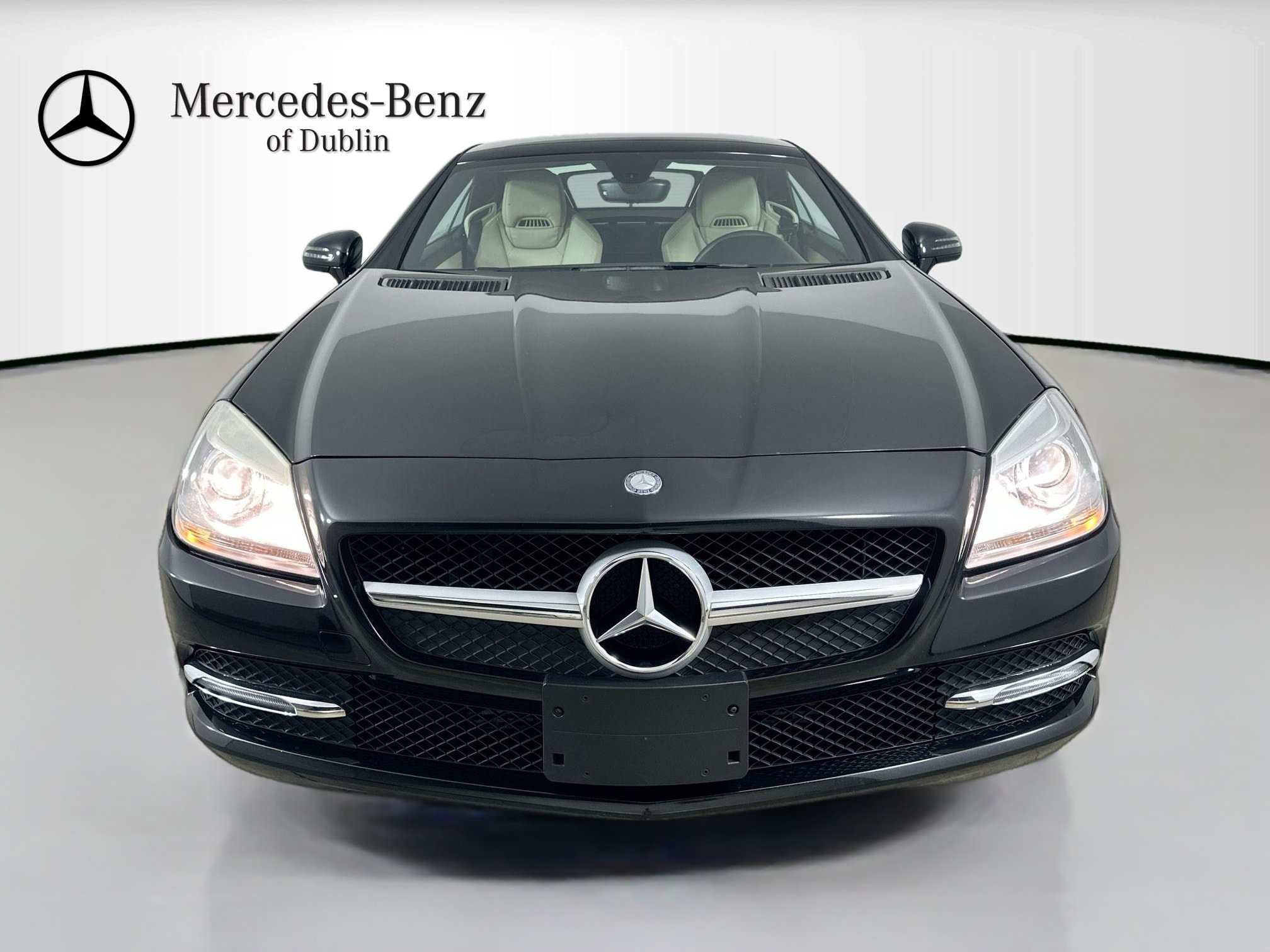 Certified 2015 Mercedes-Benz SLK 250 image 2