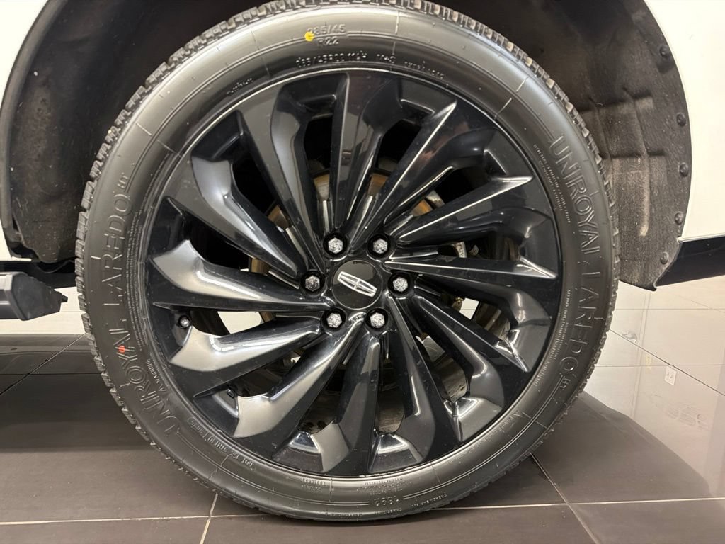 Certified 2021 Lincoln Navigator Reserve AWD/4WD image 7
