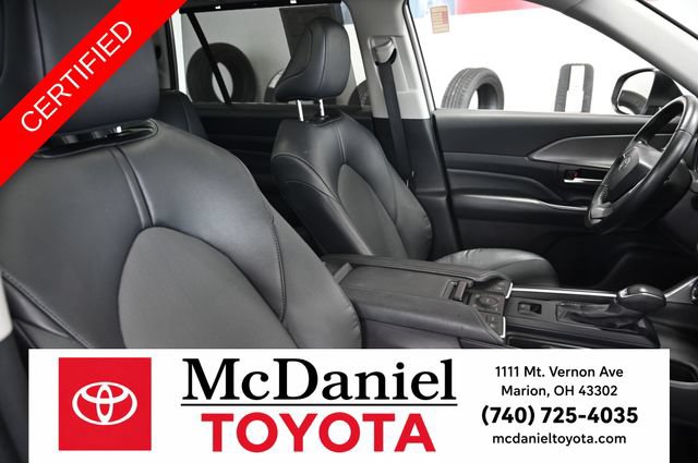 Certified 2025 Toyota Grand Highlander AWD image 9