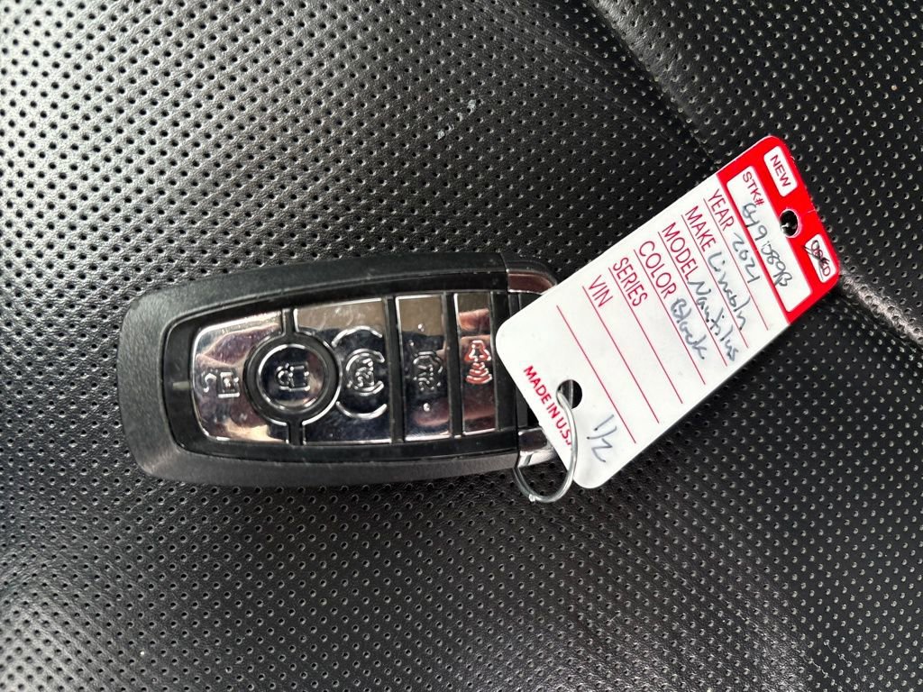 Used 2021 Lincoln Nautilus Reserve w/ Equipment Group 201A image 34